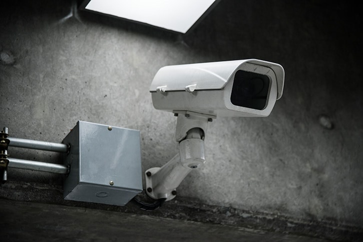 CCTV Kamera an der Wand