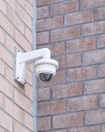 CCTV Sicherheitskamera an Hausfassade